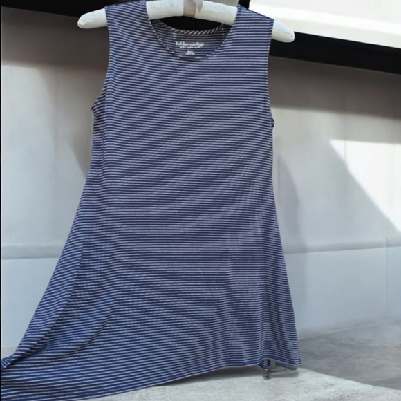 SOFT SURROUNDINGS Navy Striped Tank Top XS Swing Metallic Gold Stripes Soft - Picture 4 of 9